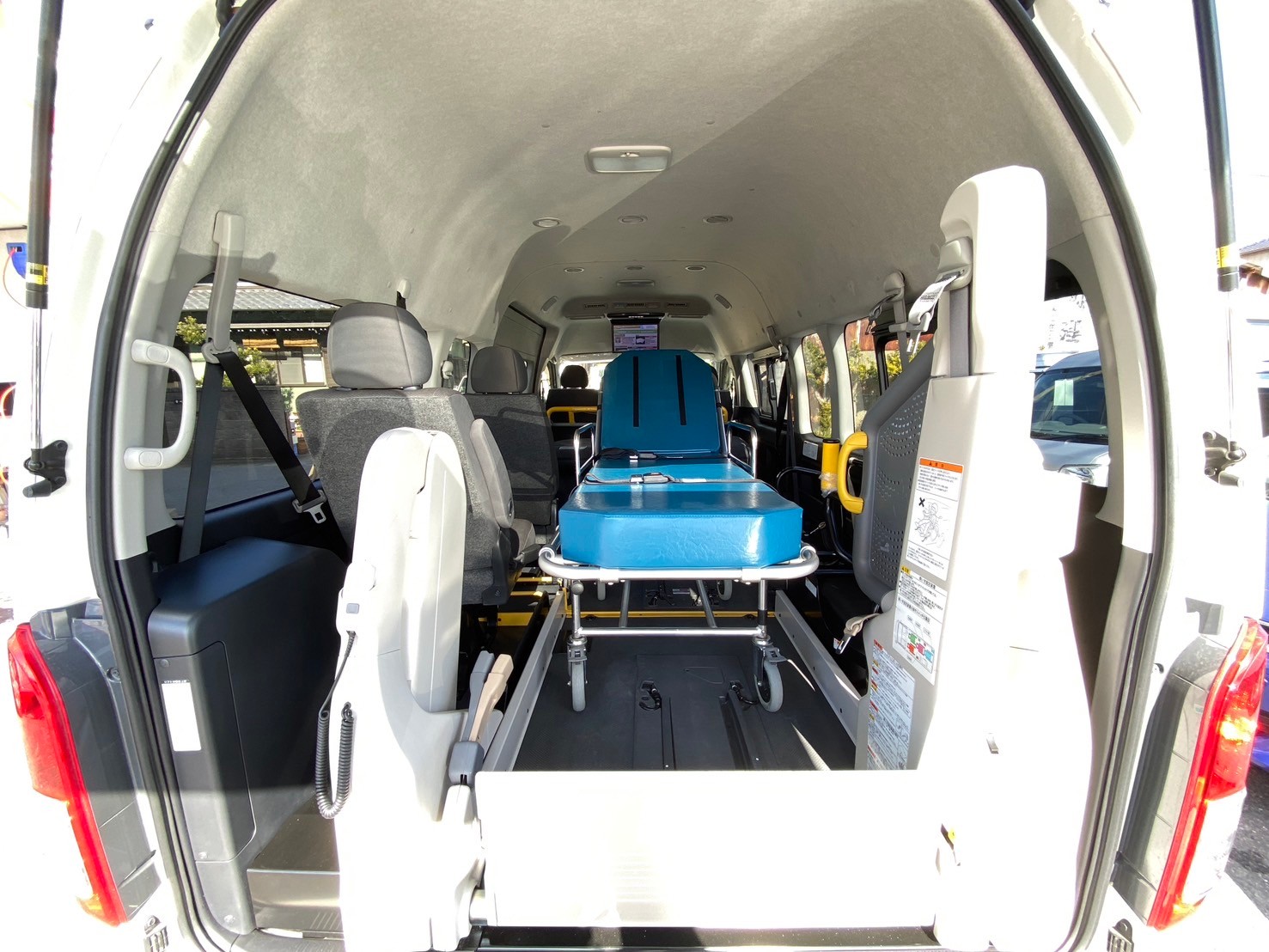 LINE_ALBUM_コミューター_240216_42